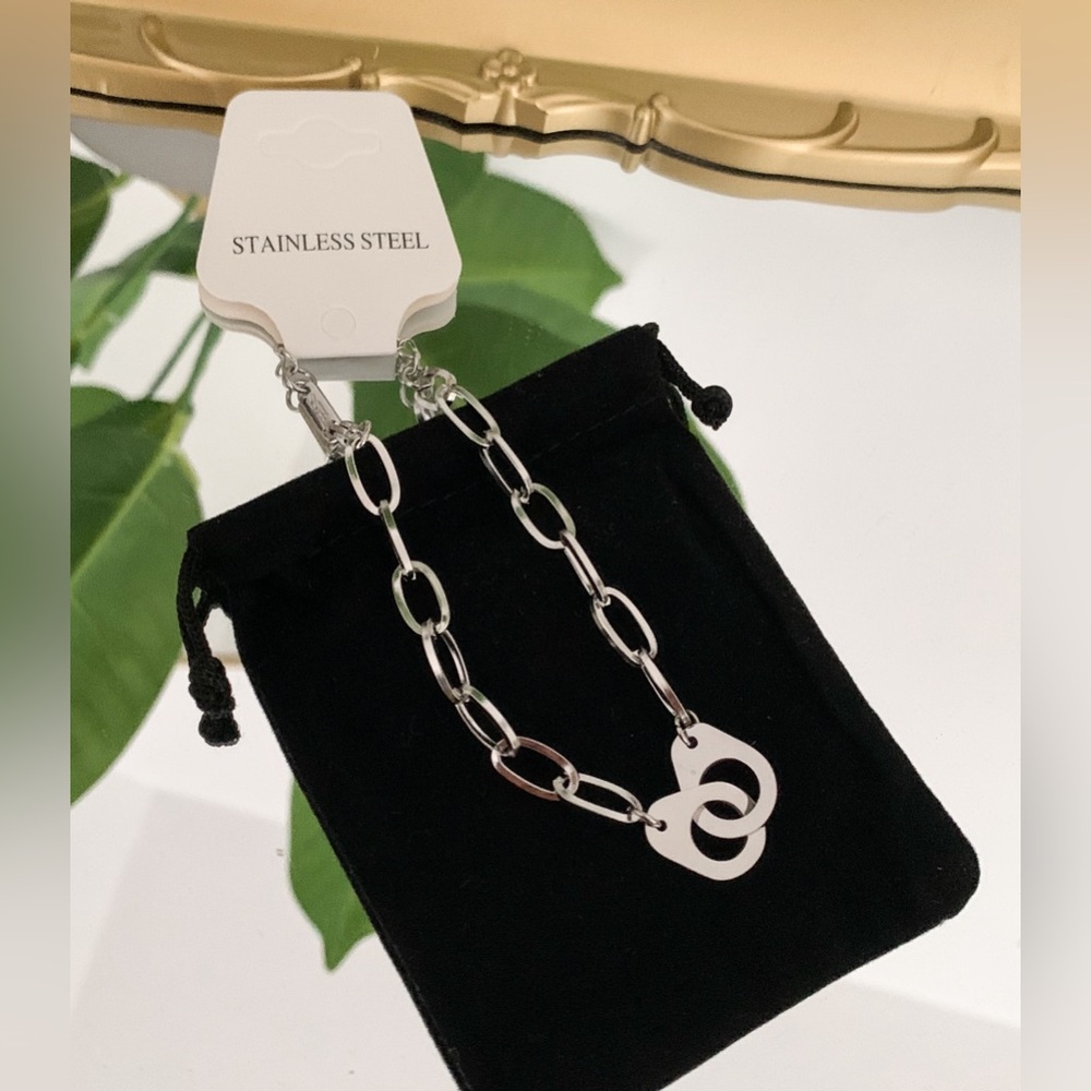 Stainless steel handcuff paperclip bracelet